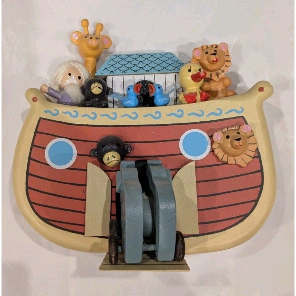 1985 Enesco Noah's Ark Children's Marching Song Music Box